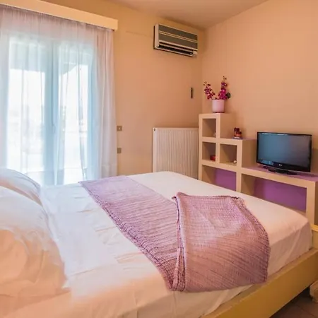Emily Zakynthos * تسيليفي