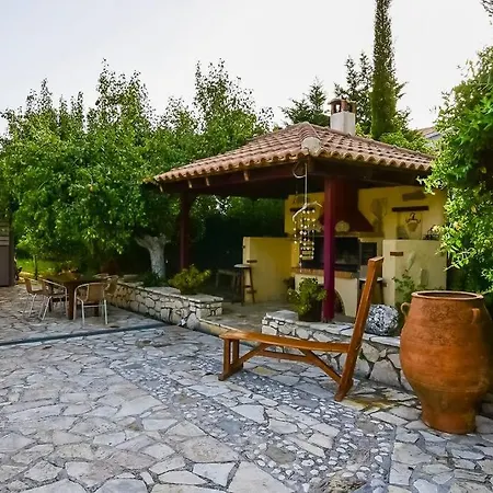 Emily Zakynthos